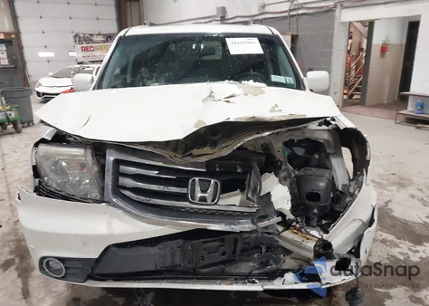 2013 Honda Pilot Touring from USA, damaged, VIN 5FNYF4H98DB068467